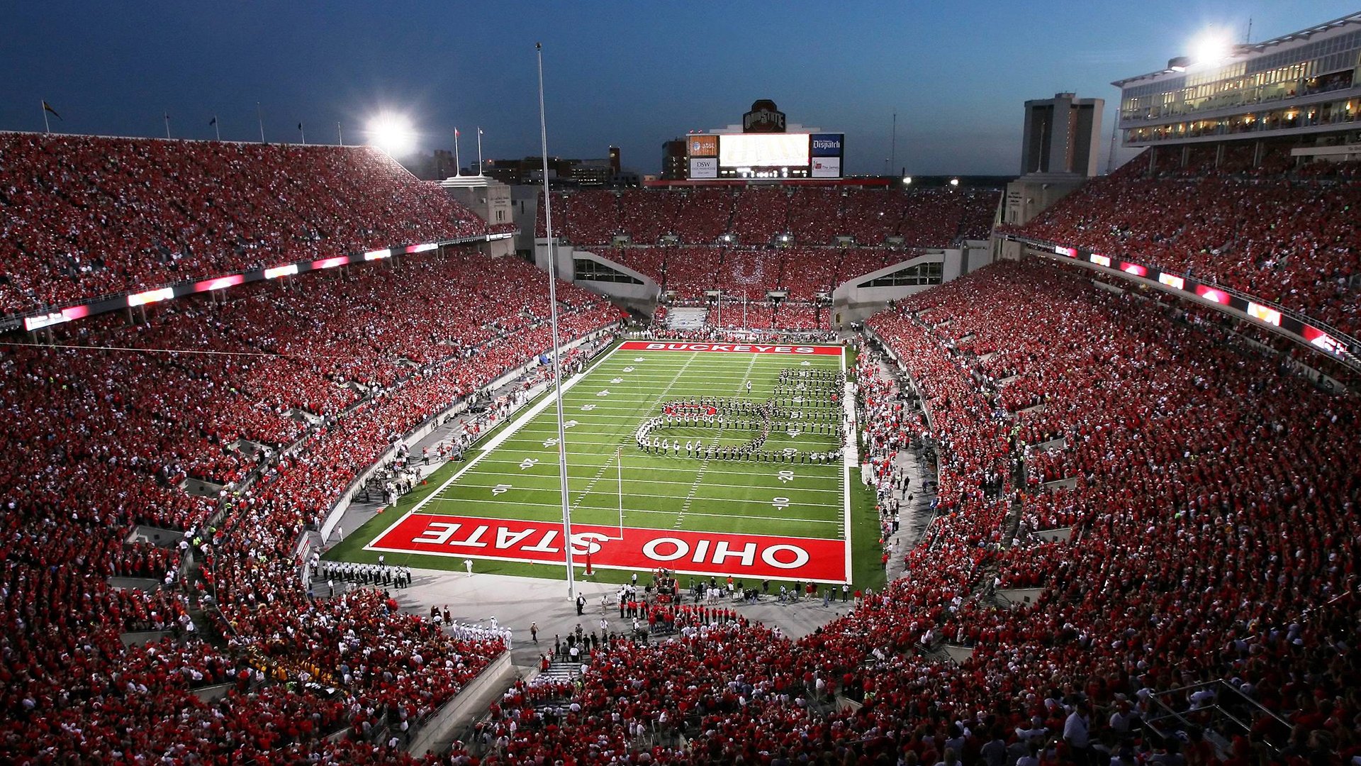 城市足球联赛走入社区，推广全民健康新生活，关于开展全国足球发展重点城市建设工作的指导意见